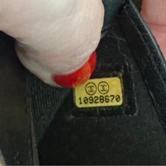 Chanel Vintage Wallet - Picture 5 of 7